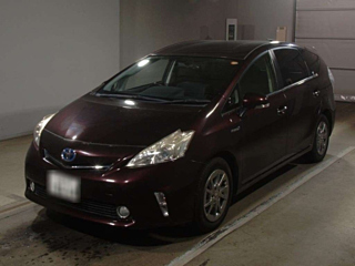 TOYOTA PRIUS ALPHA 2014