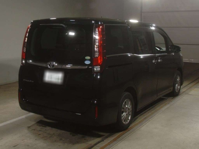 TOYOTA ESQUIRE 2015