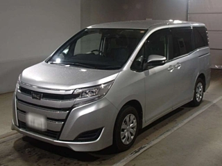 TOYOTA NOAH 2020