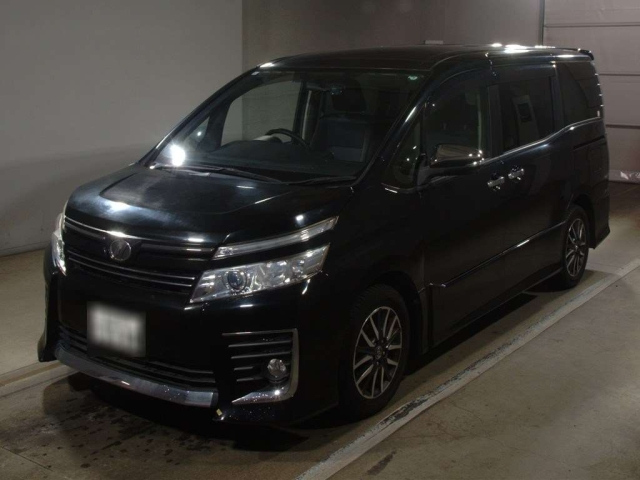 TOYOTA VOXY 2015