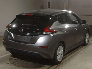 NISSAN LEAF 2018
