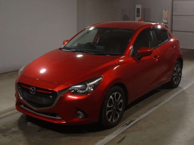 MAZDA DEMIO 2016