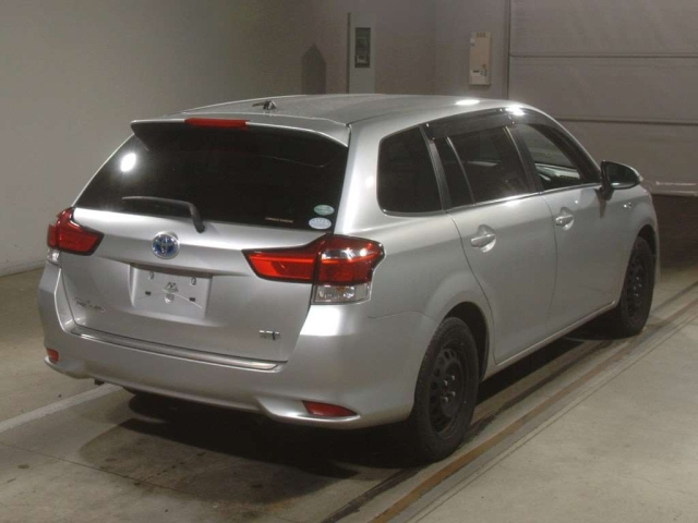 TOYOTA COROLLA FIELDER 2017