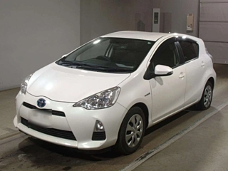 TOYOTA AQUA 2014