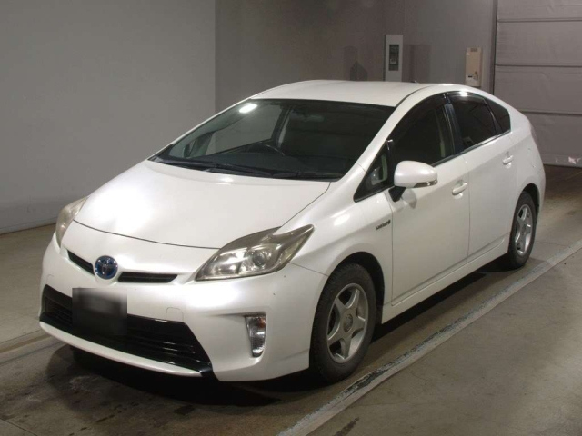 TOYOTA PRIUS 2012