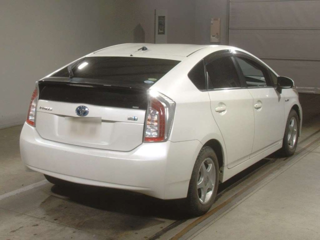 TOYOTA PRIUS 2012