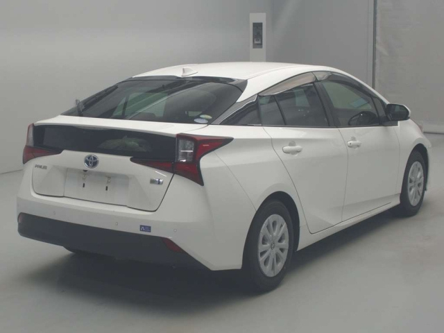 TOYOTA PRIUS 2020