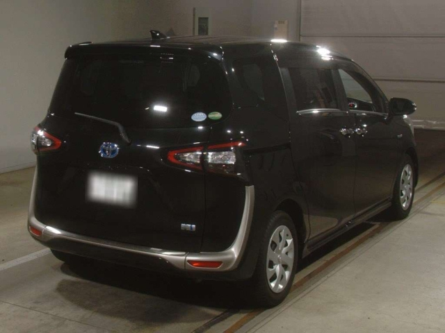 TOYOTA SIENTA 2017