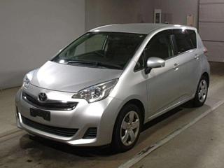 TOYOTA RACTIS 2015