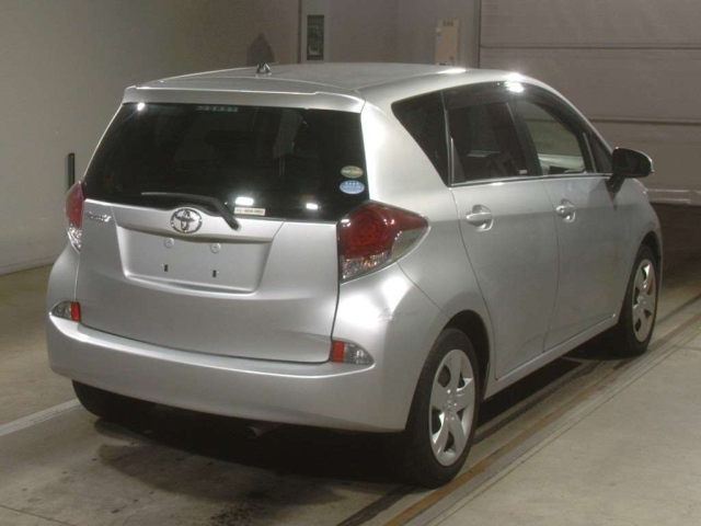 TOYOTA RACTIS 2015