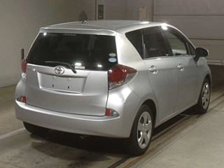 TOYOTA RACTIS 2015