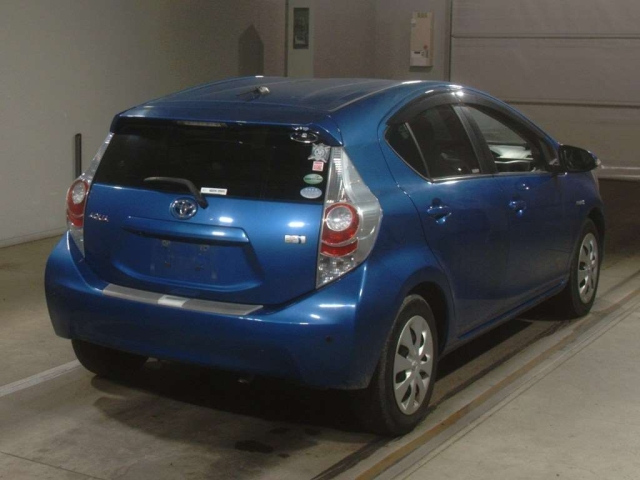 TOYOTA AQUA 2014