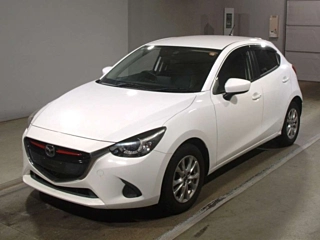 MAZDA DEMIO 2016