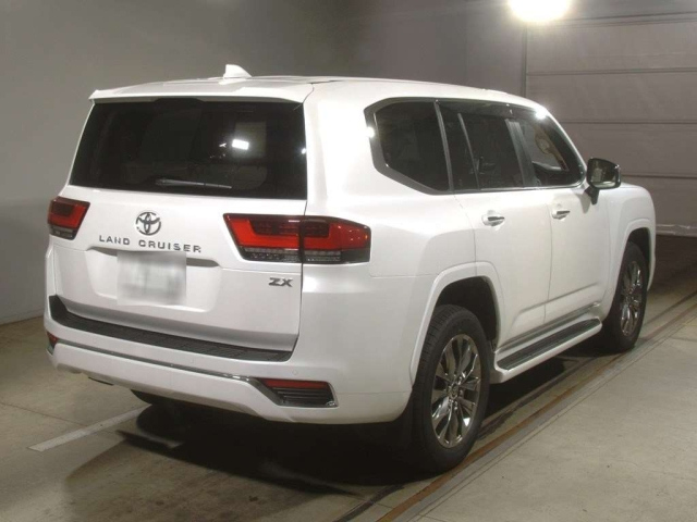 TOYOTA LAND CRUISER 2025