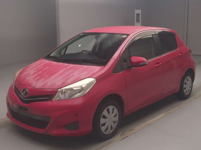TOYOTA VITZ 2014