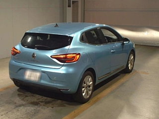 Заказать RENAULT LUTECIA