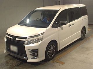 TOYOTA VOXY 2015