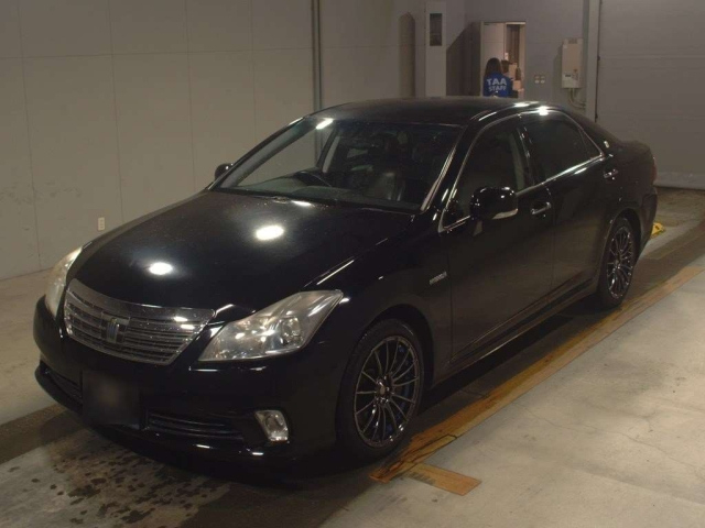 TOYOTA CROWN 2010