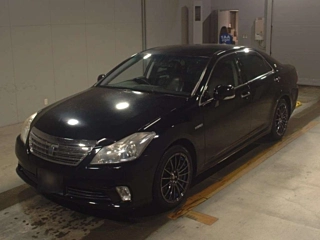 TOYOTA CROWN 2010