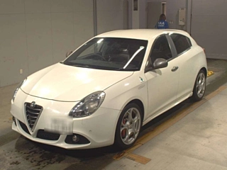 Заказать ALFAROMEO GIULIETTA