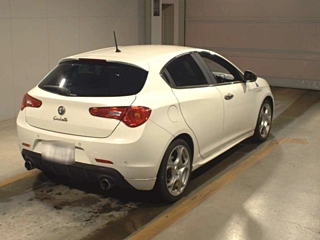 Заказать ALFAROMEO GIULIETTA