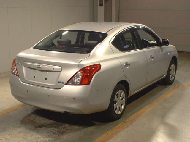 NISSAN LATIO 2013