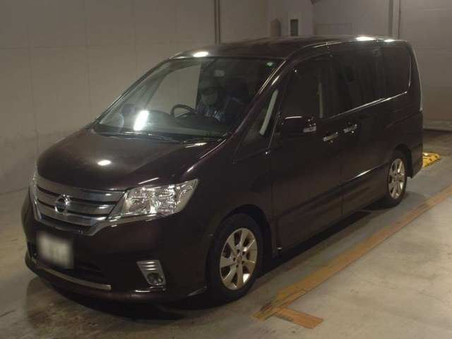 NISSAN SERENA 2011