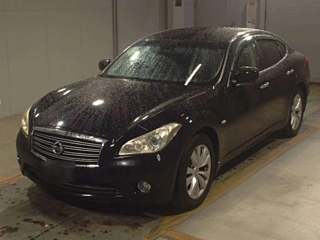 NISSAN FUGA 2010