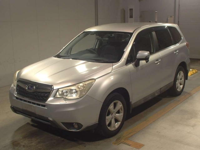 SUBARU FORESTER 2012