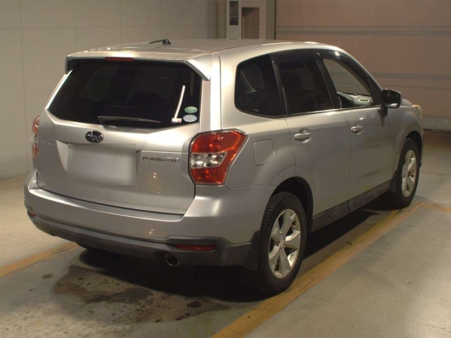 SUBARU FORESTER 2012