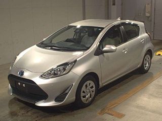 TOYOTA AQUA 2020