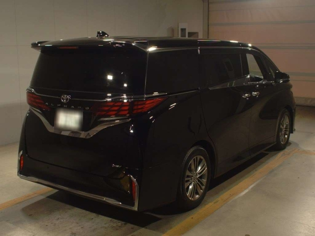 TOYOTA ALPHARD 2024