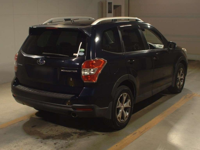 SUBARU FORESTER 2014