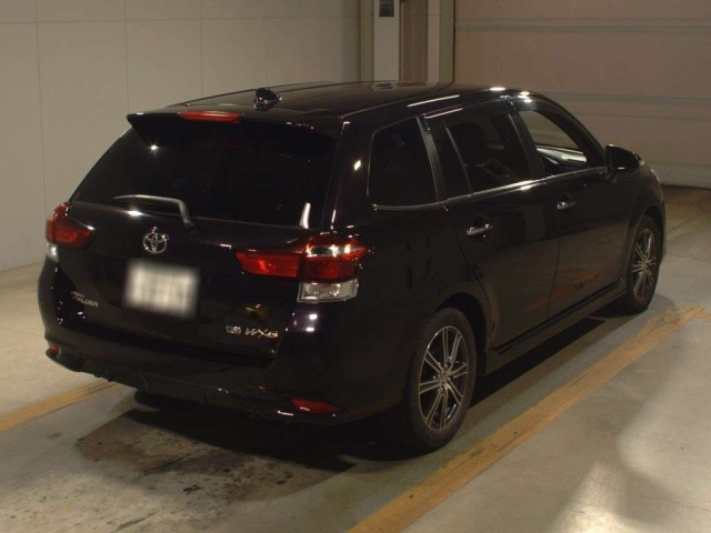 TOYOTA COROLLA FIELDER 2015