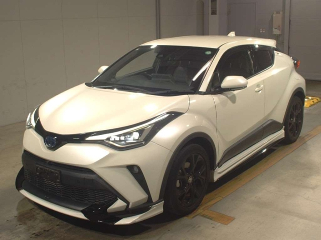 TOYOTA C-HR 2021