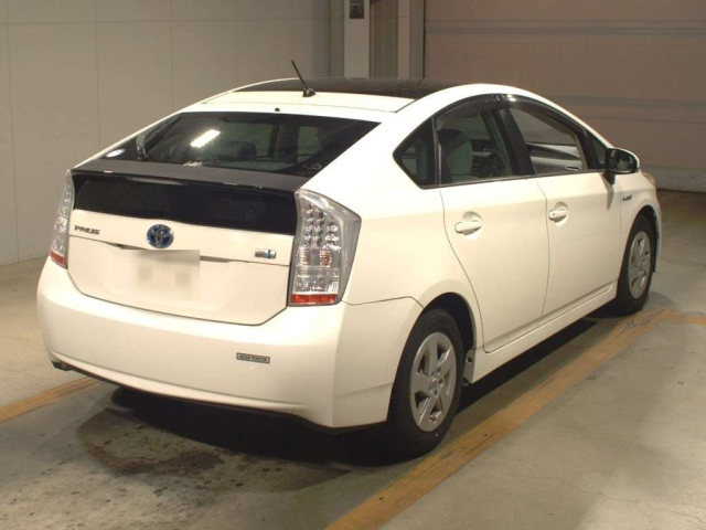TOYOTA PRIUS 2010