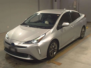 TOYOTA PRIUS 2021