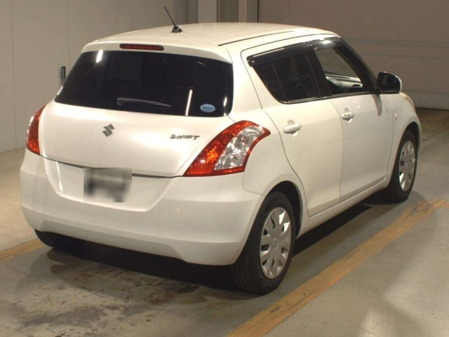 SUZUKI SWIFT 2012
