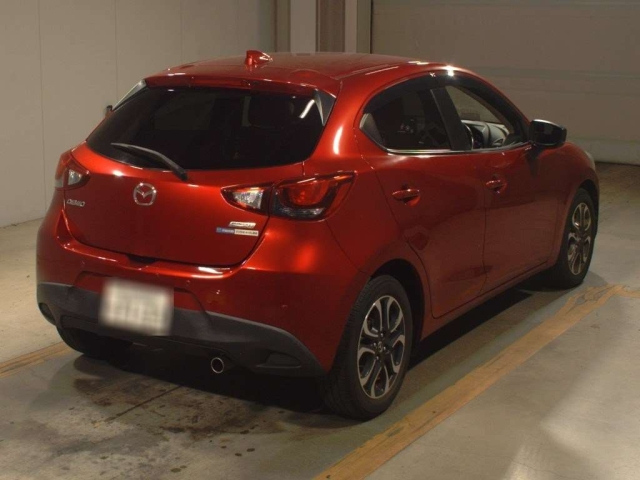 MAZDA DEMIO 2017