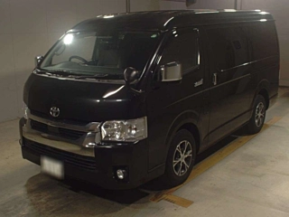 TOYOTA HIACE 2021