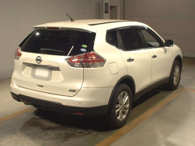 NISSAN X-TRAIL 2015