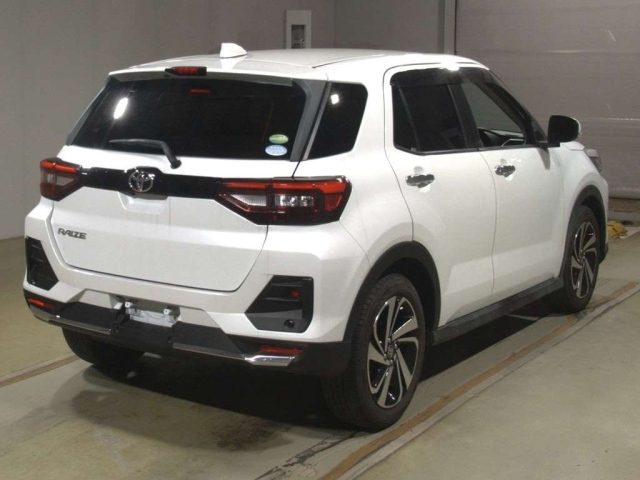 TOYOTA RAIZE 2021