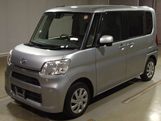 DAIHATSU TANTO 2015