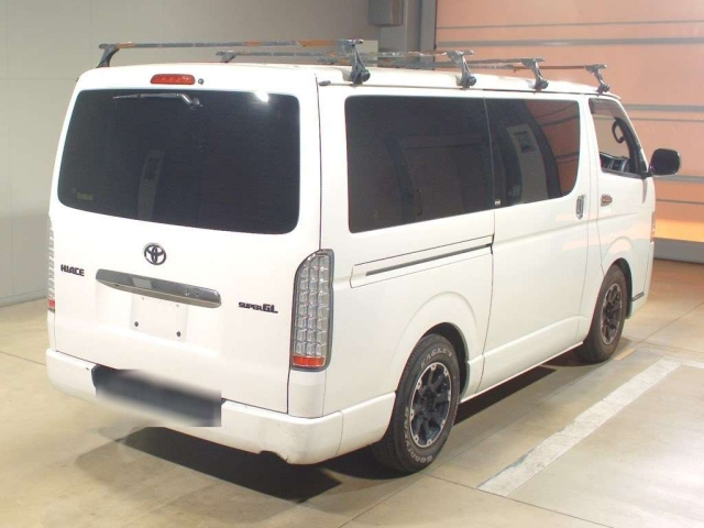 TOYOTA HIACE VAN 2014