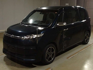 TOYOTA SPADE 2018