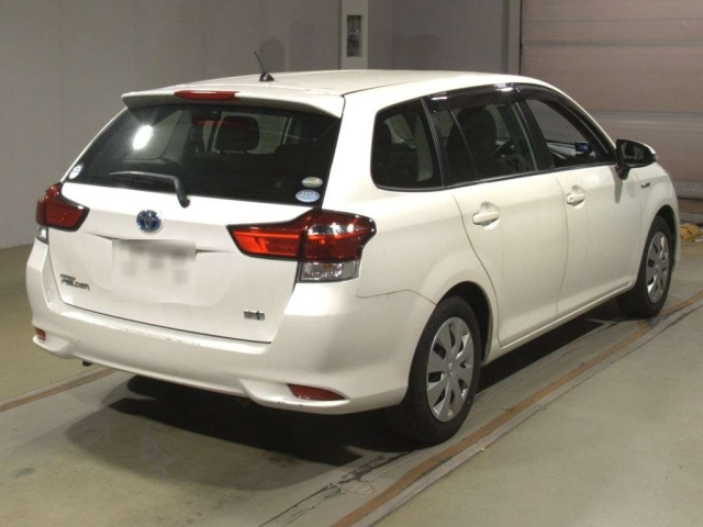 TOYOTA COROLLA FIELDER 2016