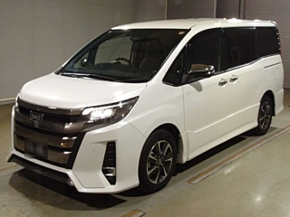 TOYOTA NOAH 2021