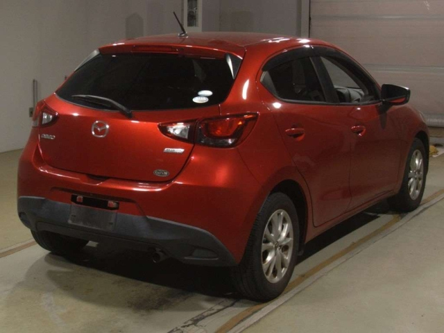 MAZDA DEMIO 2015