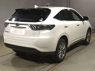 TOYOTA HARRIER 2017