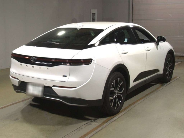 TOYOTA CROWN CROSSOVER 2023